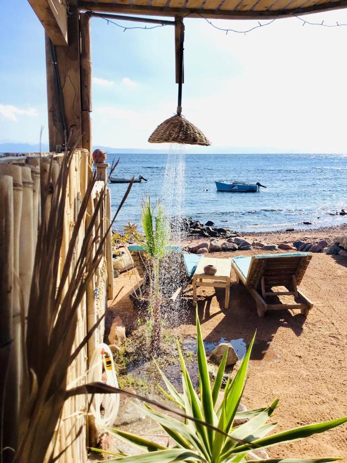 Villa Kon Tiki With Private Beach Dahab Exteriör bild